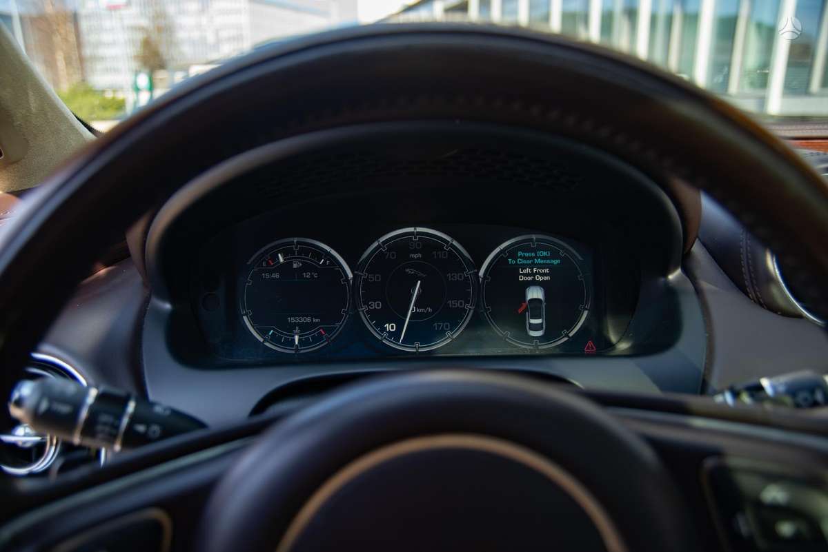 Jaguar XJ, 5.0 l., Седан