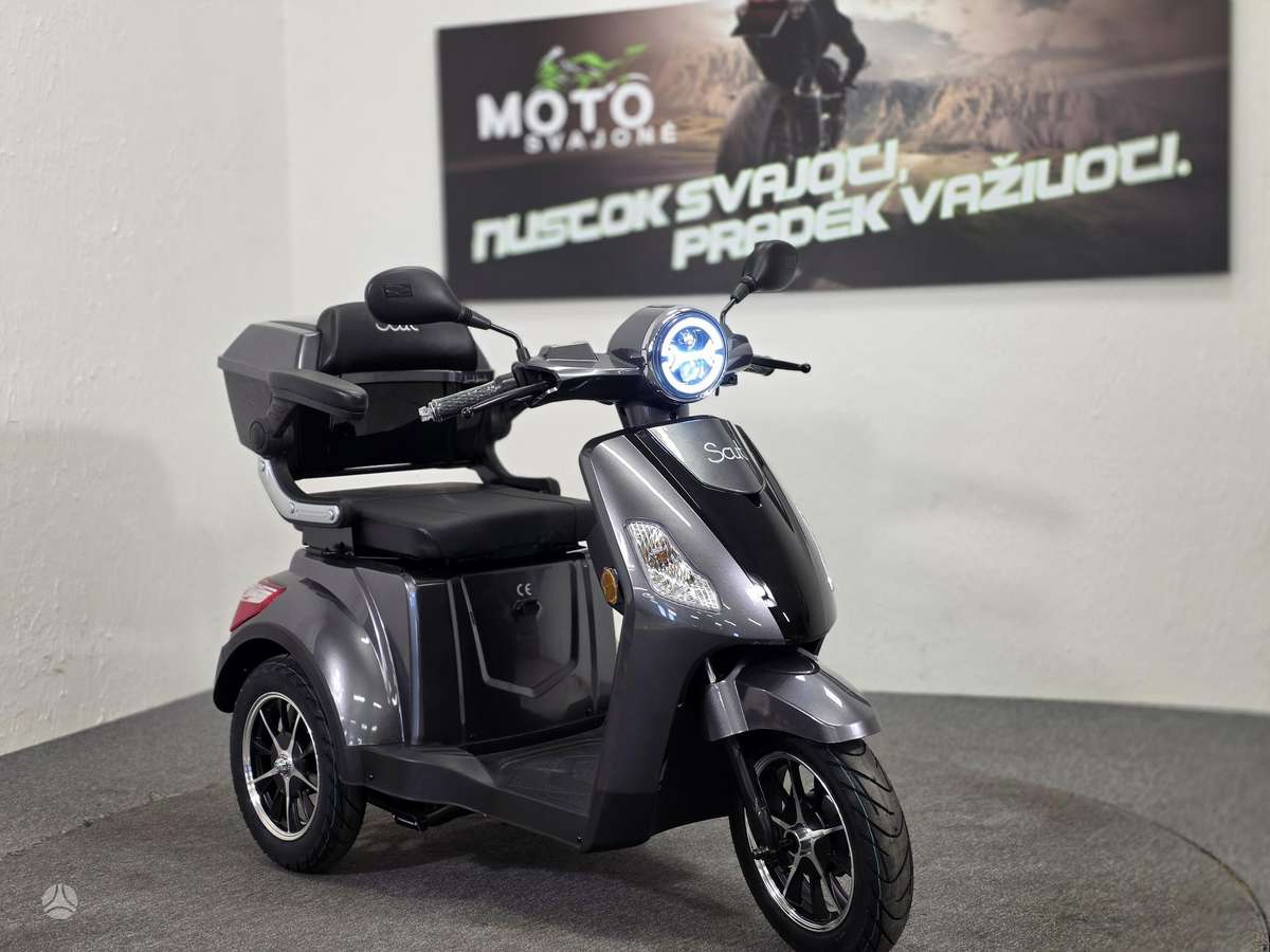 -Kita- -kita-, trikes