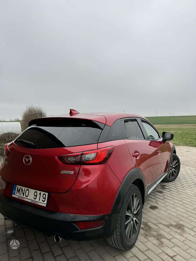 Mazda CX-3, 1.5 l., off-road / crossover