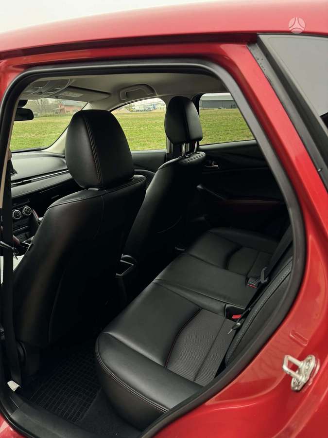 Mazda CX-3, 1.5 l., off-road / crossover