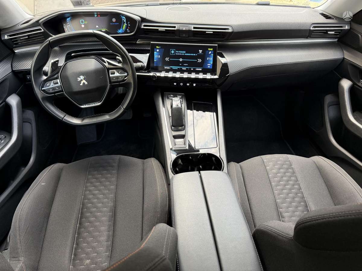 Peugeot 508 - 8