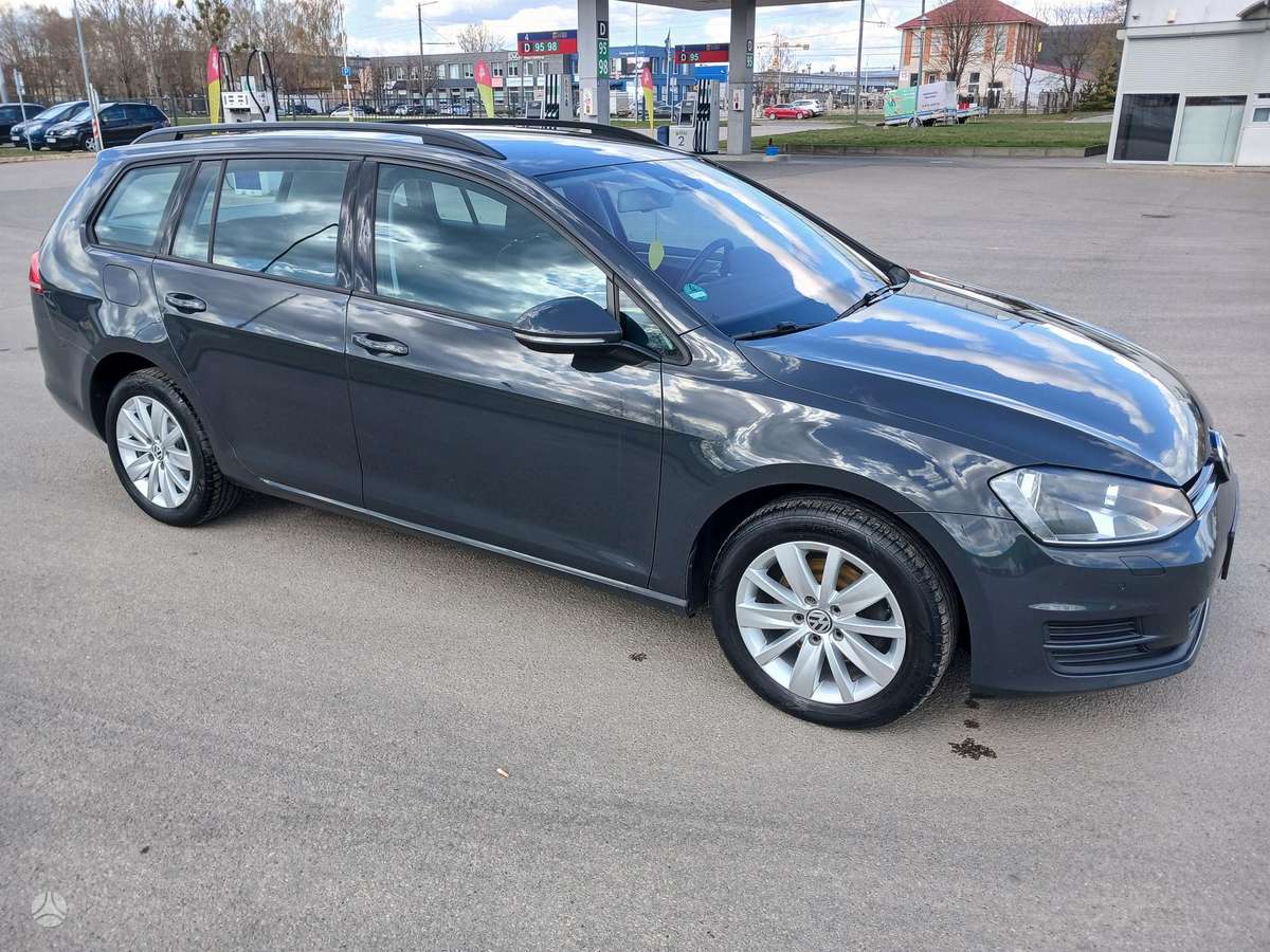 Volkswagen Golf - 4