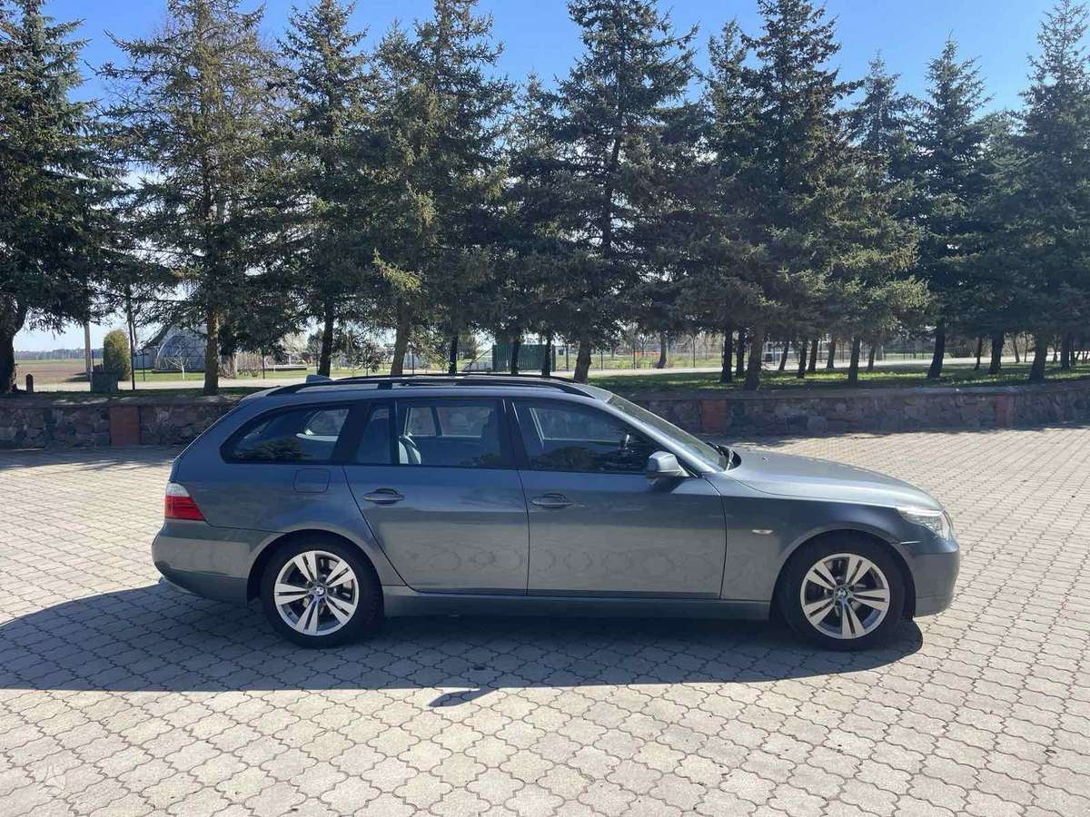 BMW 520, 2.0 l., universalas