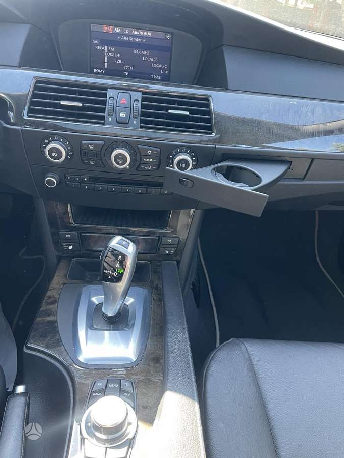 BMW 520, 2.0 l., universalas