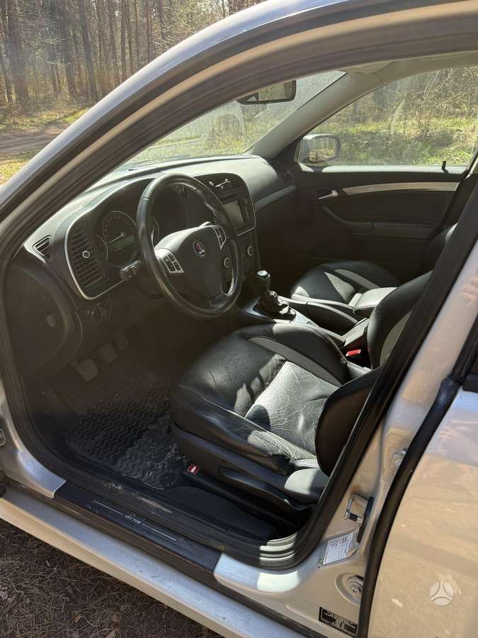 Saab 9-3, 1.9 l., Седан