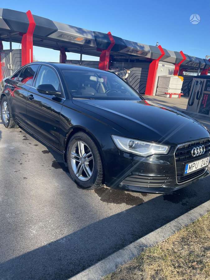 Audi A6, 2.0 l., Седан