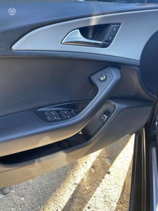 Audi A6, 2.0 l., Седан