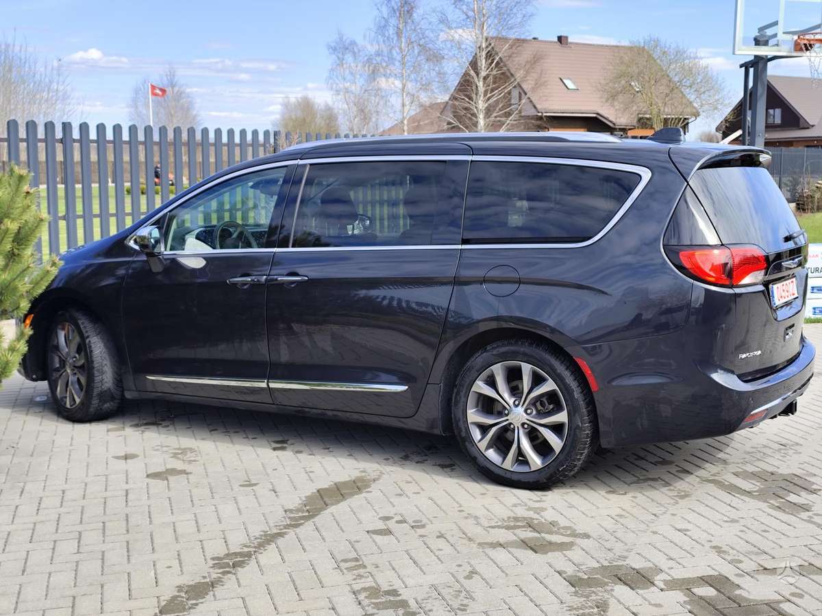 Chrysler Pacifica, 3.6 l., Минивэн