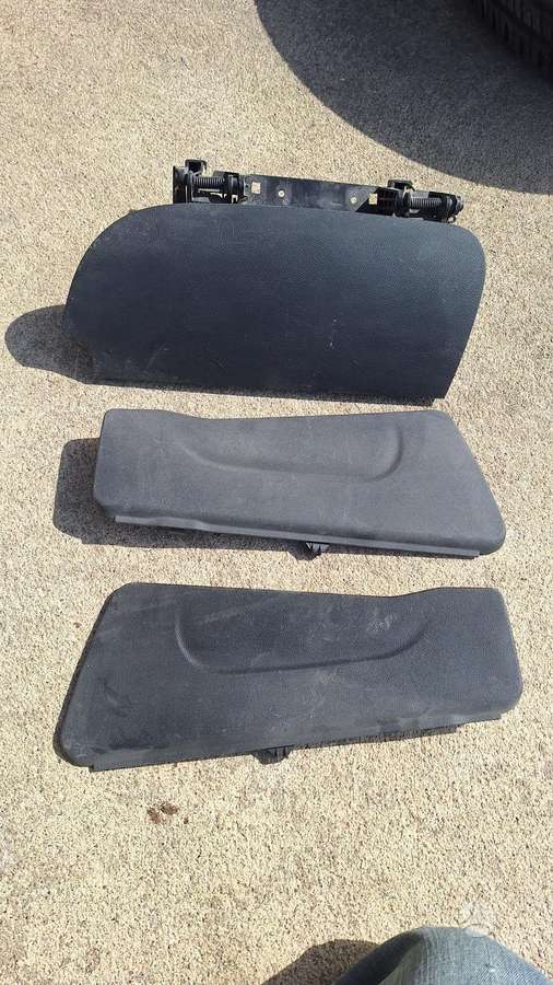 Chrysler Town & Country interior parts