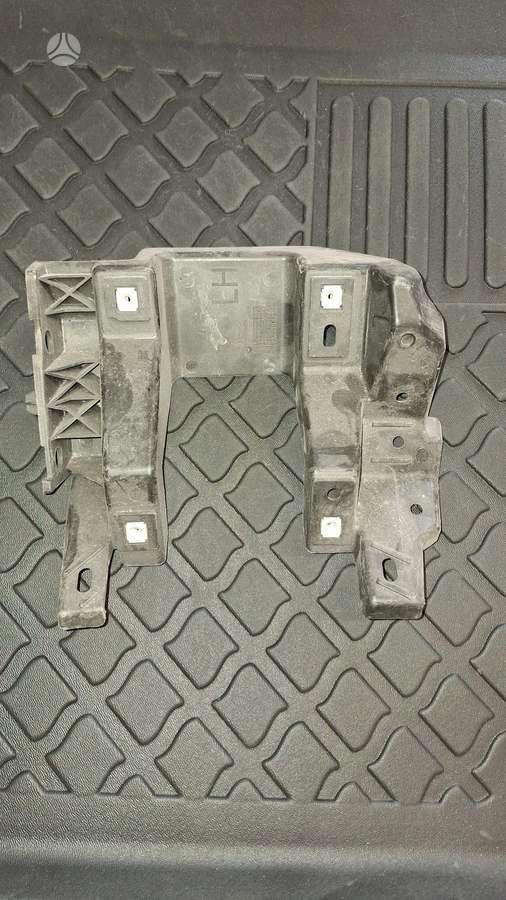 Dodge Ram body parts