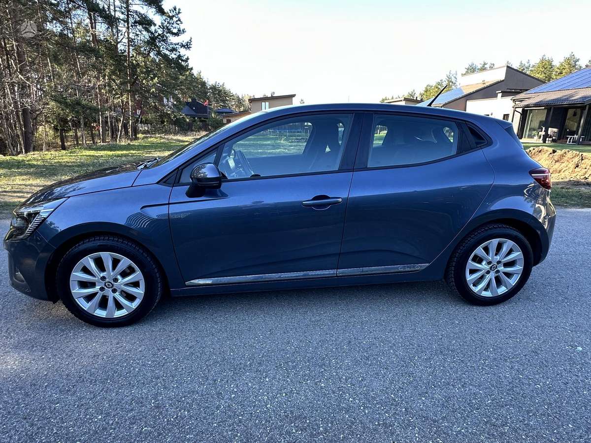 Renault Clio, 1.0 l., hatchback