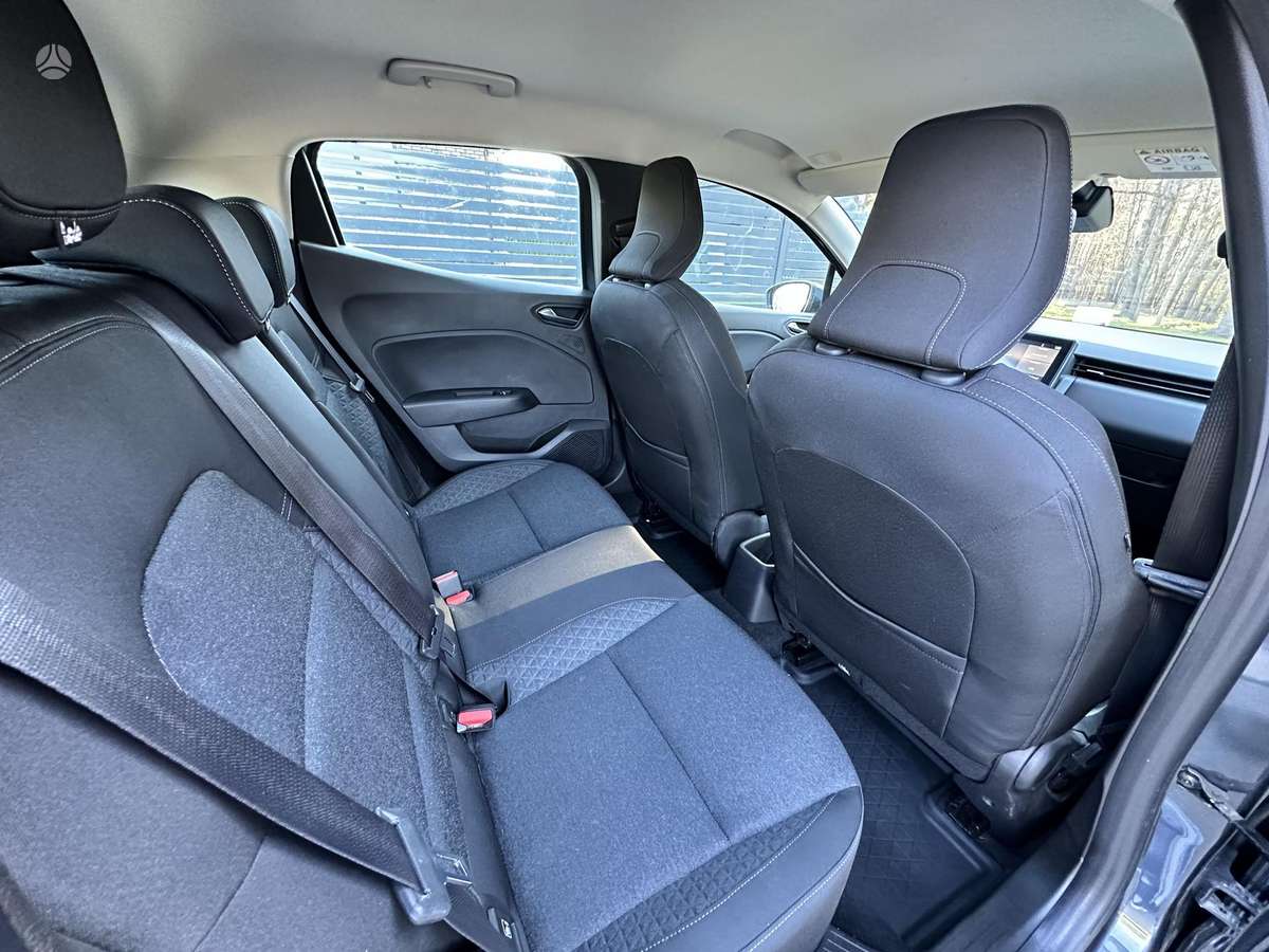 Renault Clio, 1.0 l., hatchback