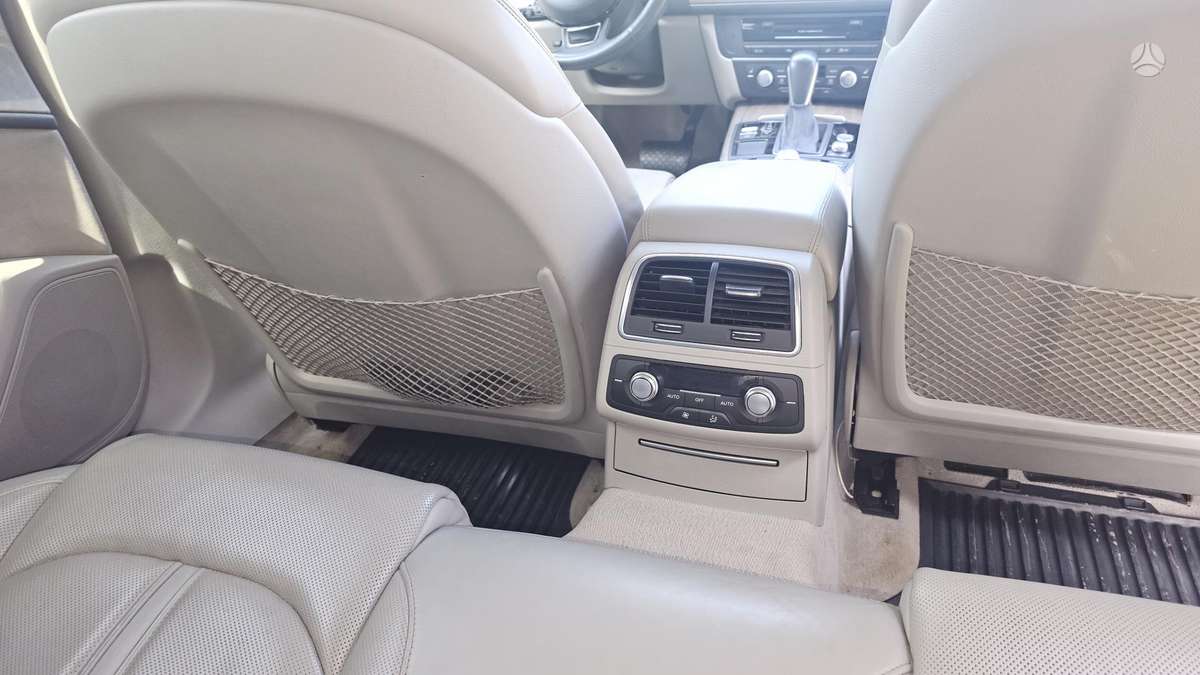 Audi A6 allroad, 3.0 l., Универсал