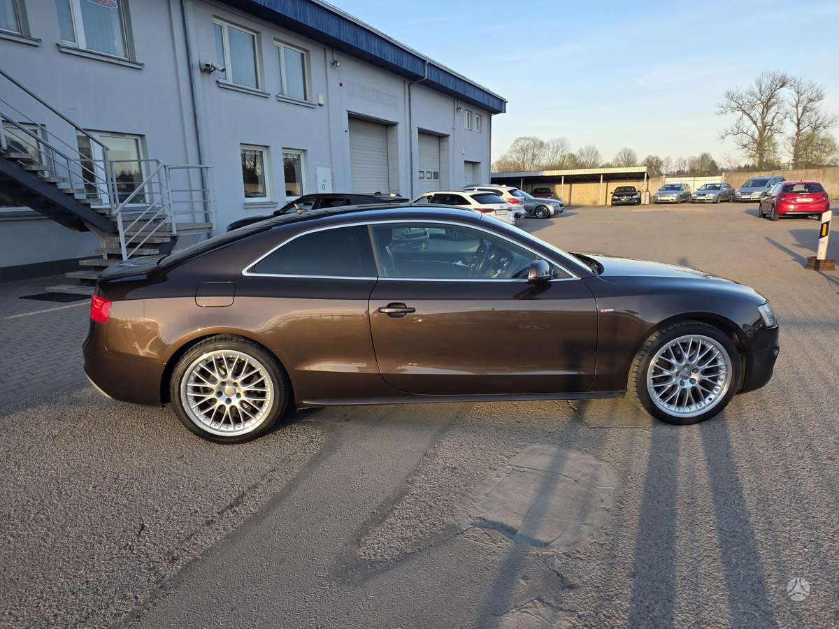 Audi A5, 3.0 l., coupe