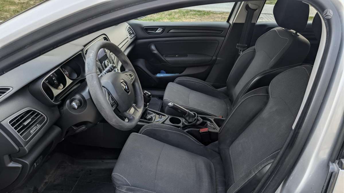Renault Megane - 9