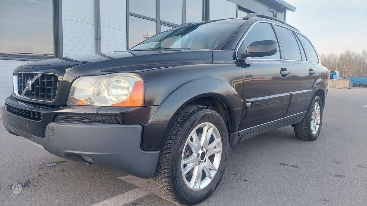 Volvo XC90 - 2