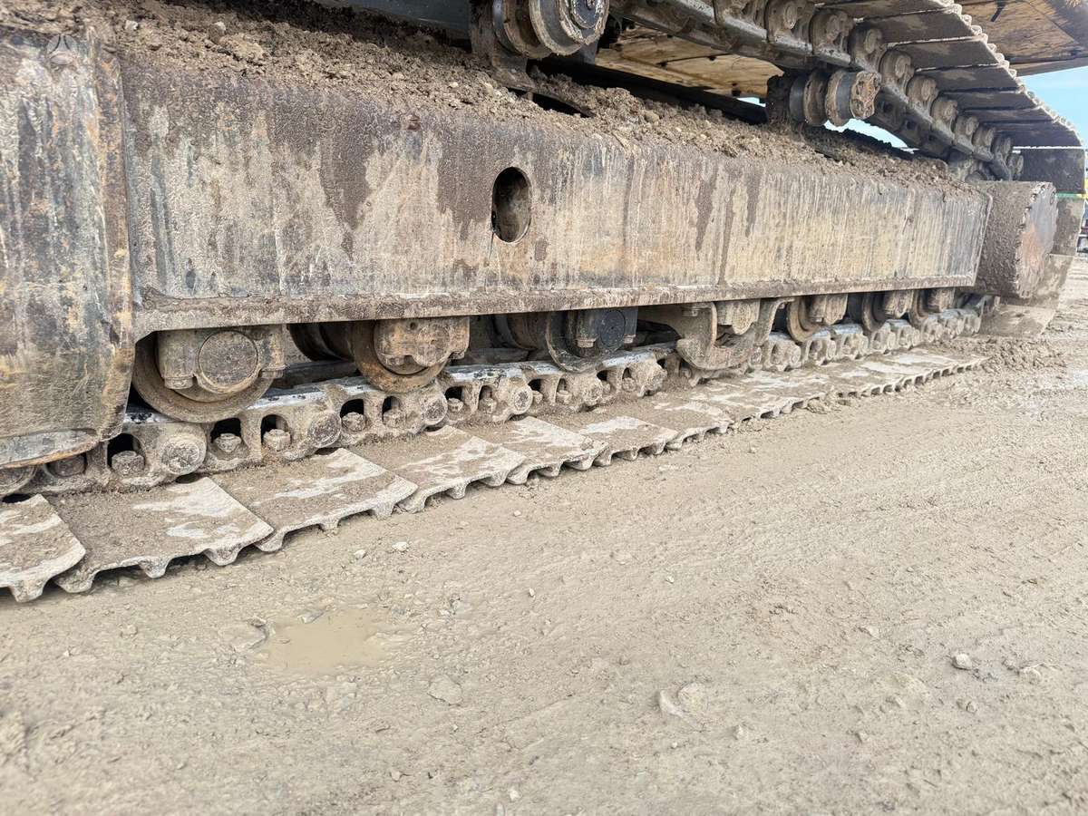 Komatsu PC 200 LC-8, экскаваторы