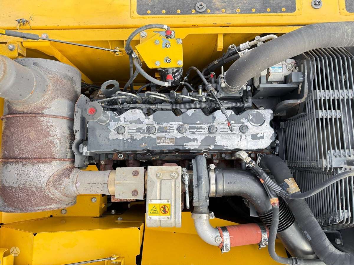Komatsu PC 200 LC-8, ekskavatori