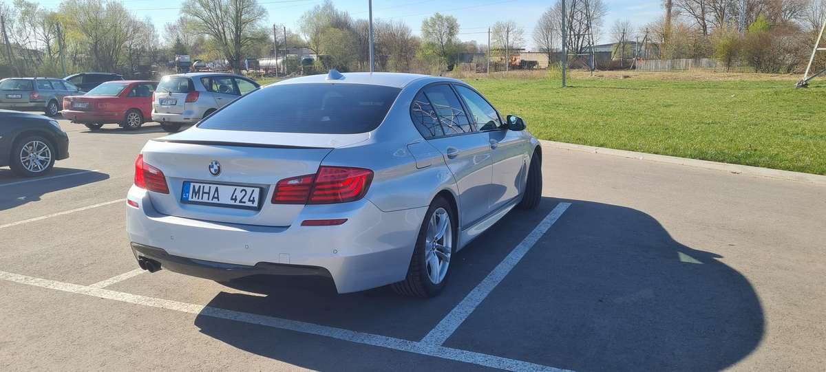 BMW 525, 2.0 l., Седан