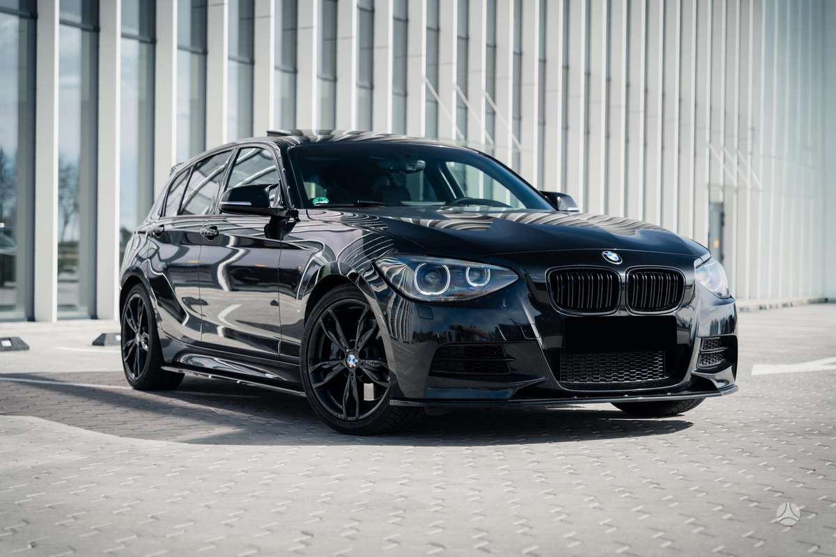 BMW M135, 3.0 l., Хэтчбек