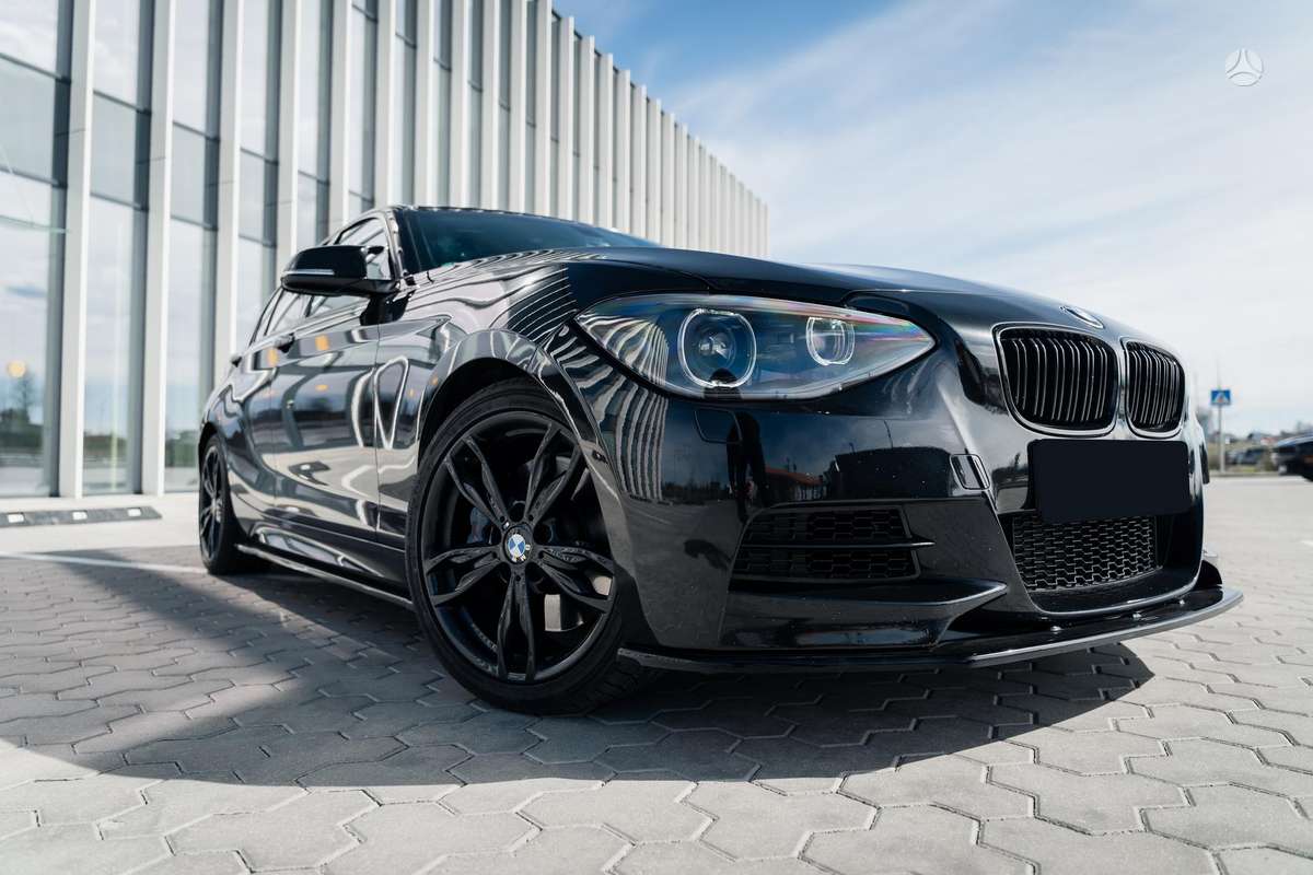 BMW M135, 3.0 l., Хэтчбек