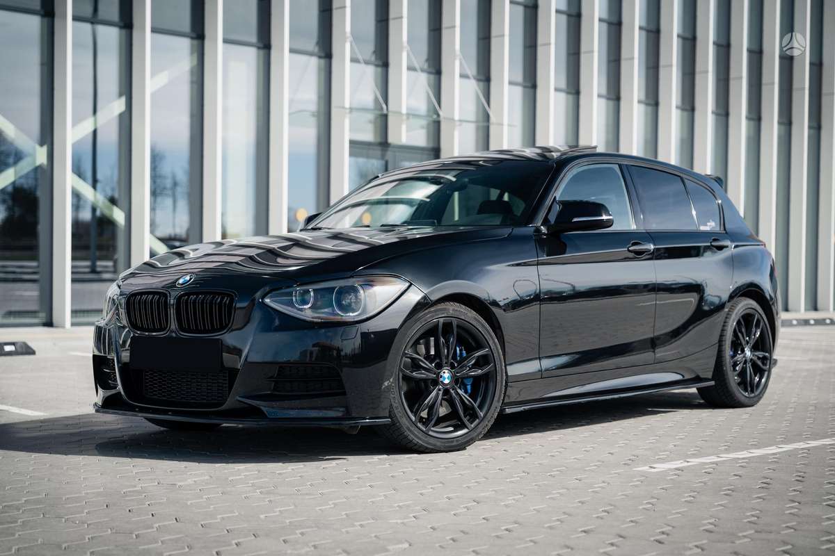 BMW M135, 3.0 l., Хэтчбек