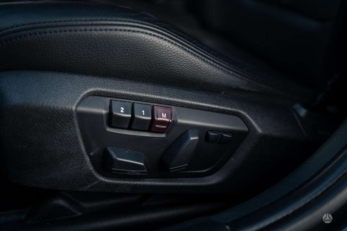 BMW M135, 3.0 l., Хэтчбек