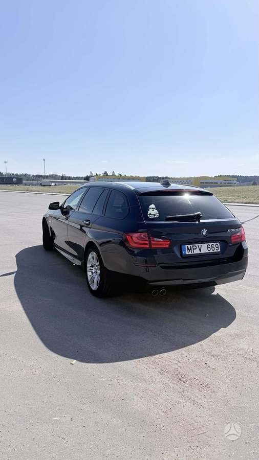 BMW 530, 3.0 l., wagon