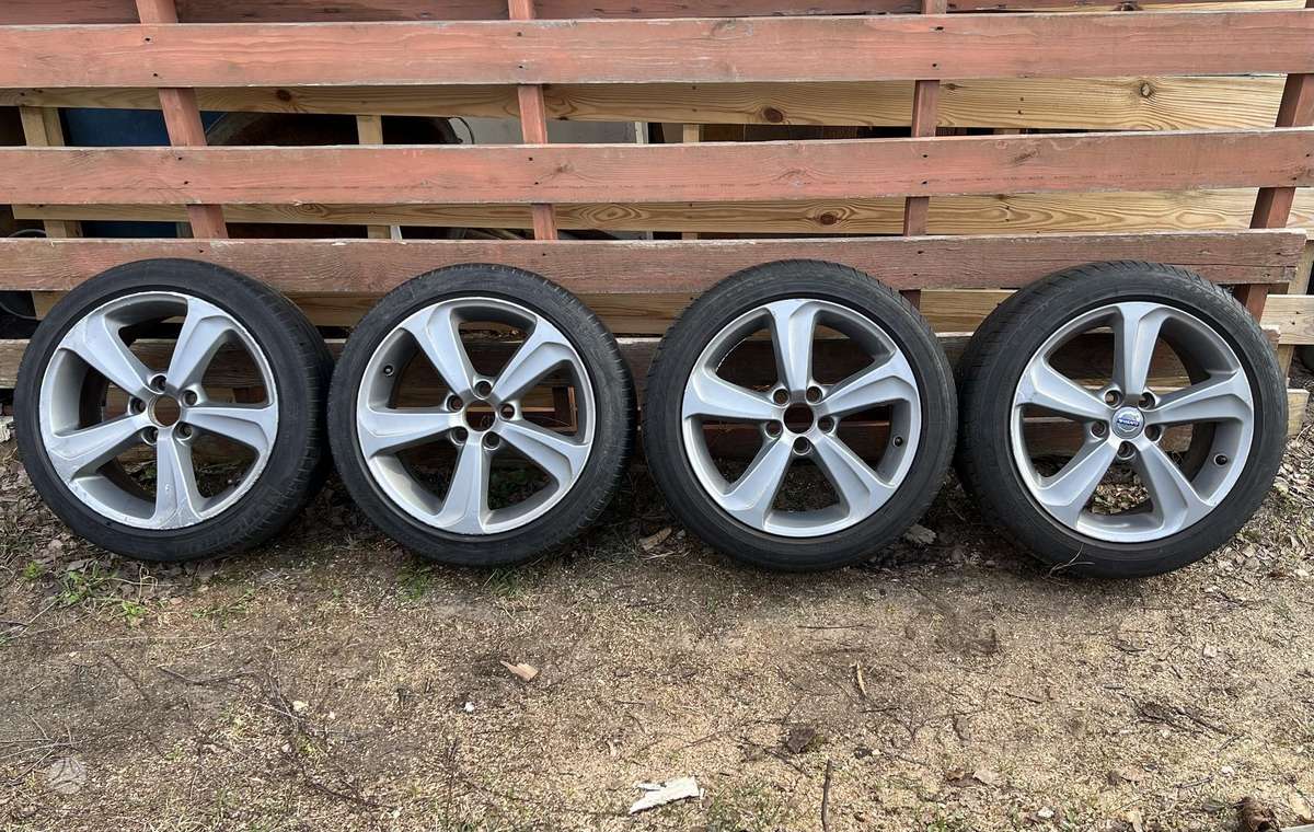 Volvo V40, light alloy, R17