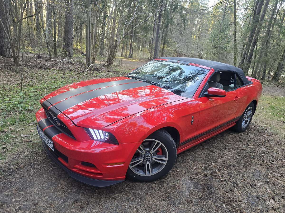 Ford Mustang, 3.7 l., Кабриолет