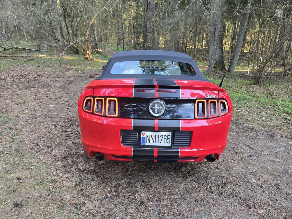 Ford Mustang, 3.7 l., Кабриолет