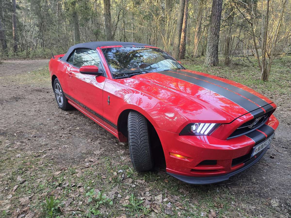 Ford Mustang, 3.7 l., Кабриолет