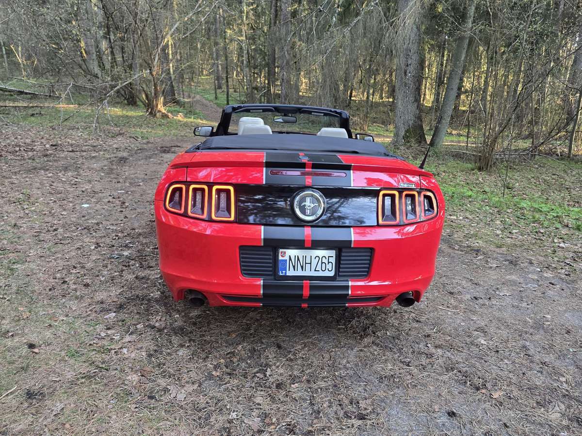 Ford Mustang, 3.7 l., Кабриолет