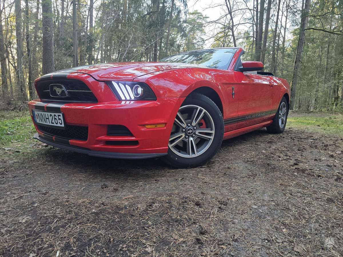 Ford Mustang, 3.7 l., Кабриолет