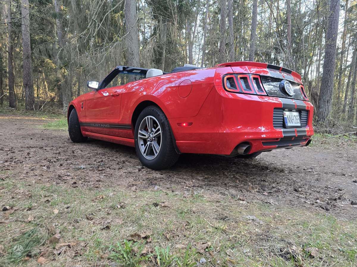 Ford Mustang, 3.7 l., Кабриолет
