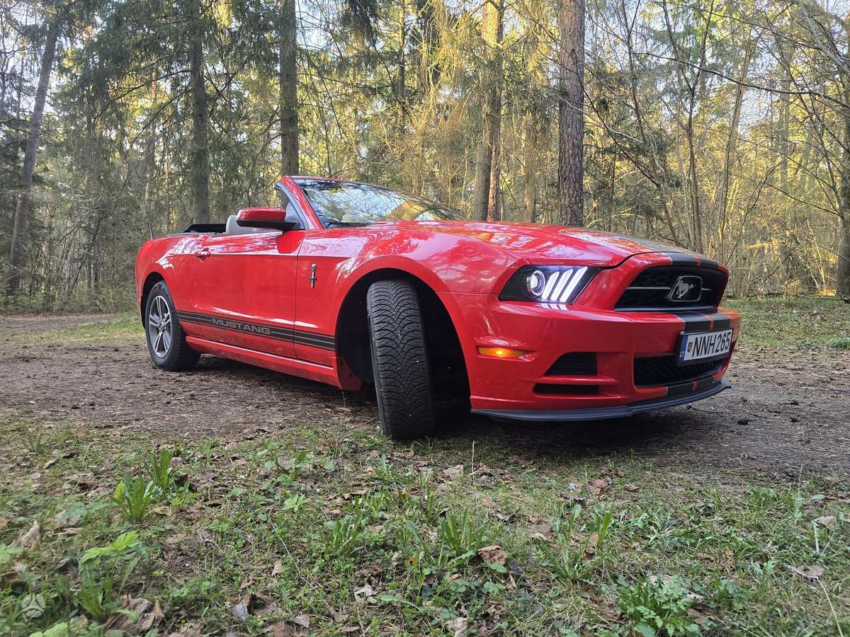 Ford Mustang, 3.7 l., kabrioletas