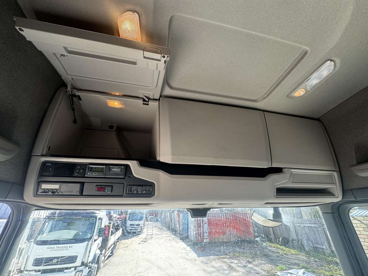 Scania P450, refrigerated trucks