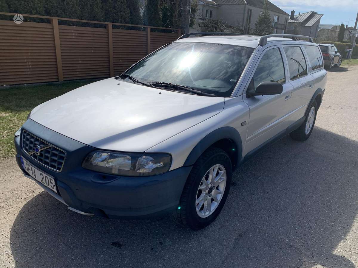 Volvo XC70, 2004