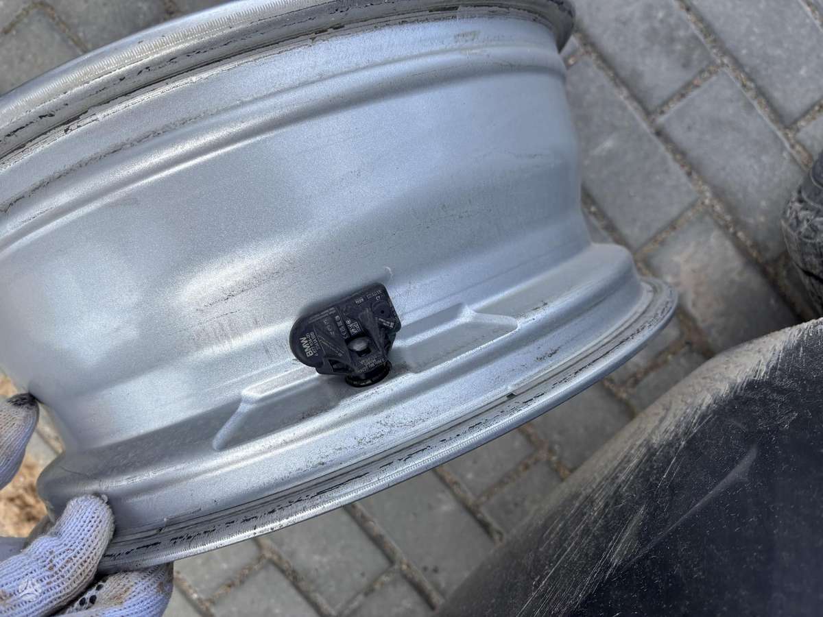 BMW, vieglmetāla, R16
