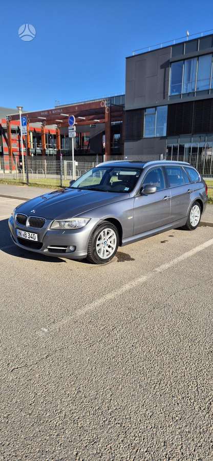 BMW 320, 2011