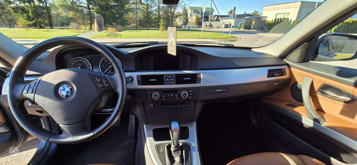 BMW 320, 2.0 l., Универсал