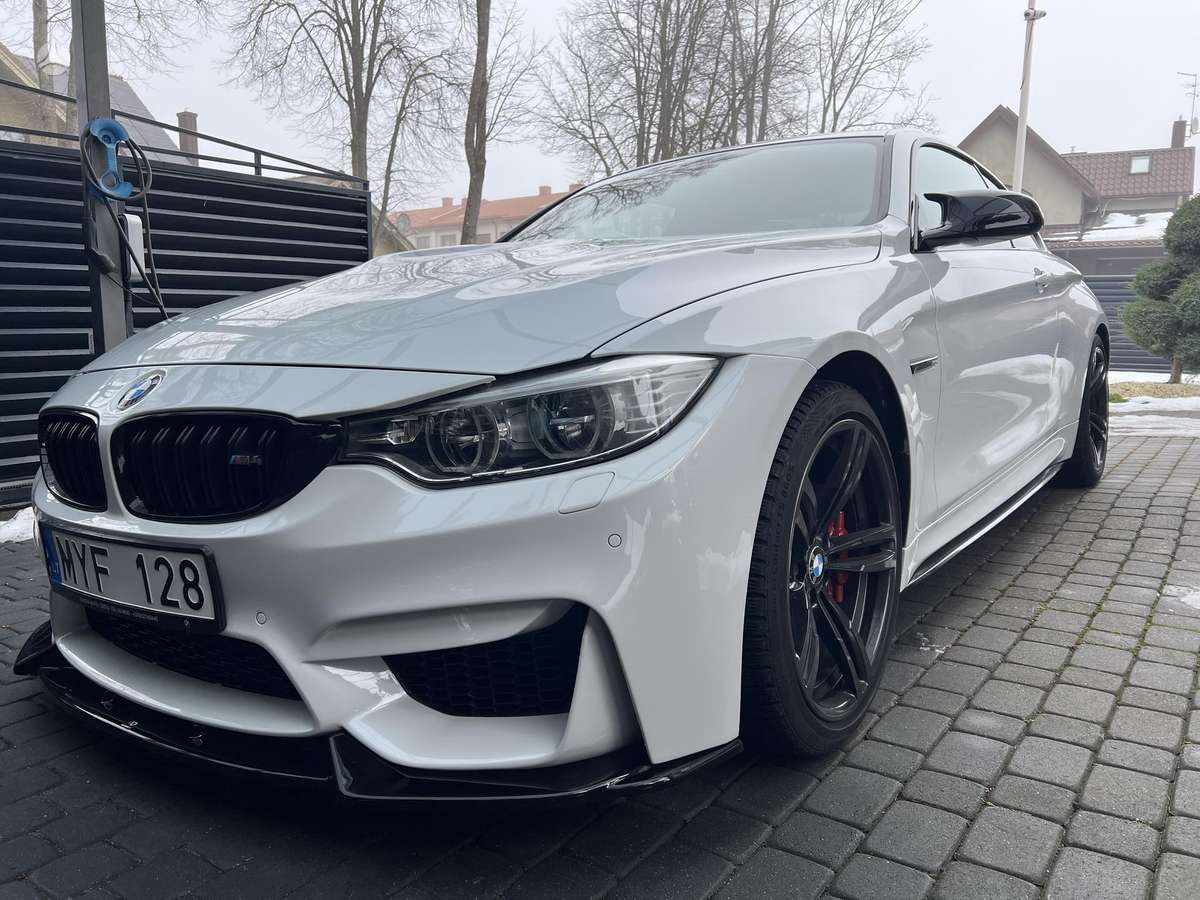 BMW M4, 3.0 l., coupe
