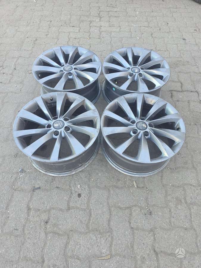 TESLA, lengvojo lydinio, R18