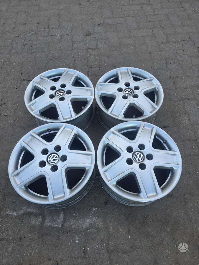 Volkswagen, light alloy, R16