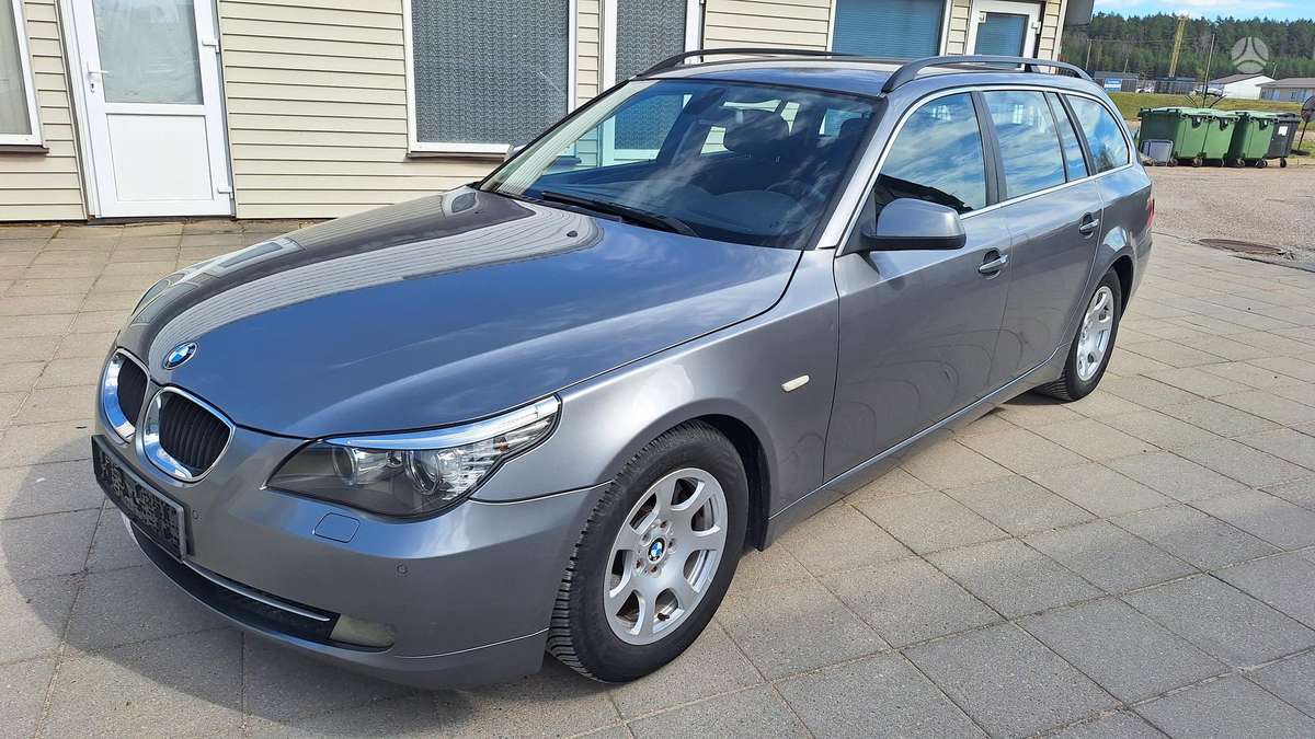 BMW 520, 2010