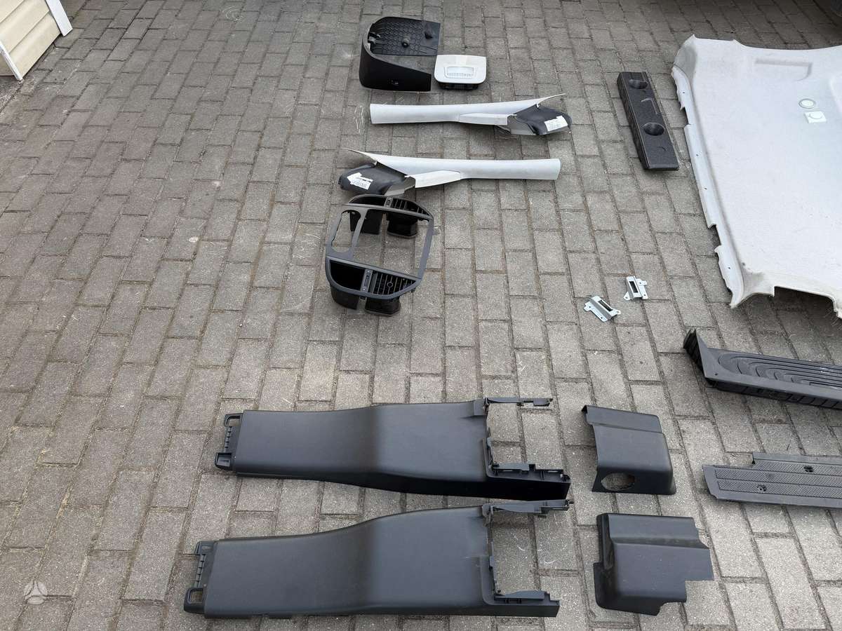 Mercedes-Benz Vito salono detalės