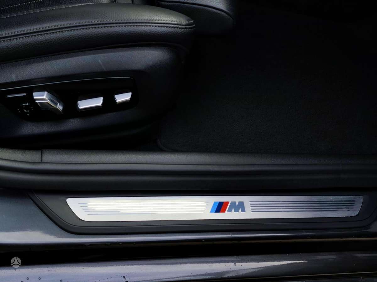 BMW 520, 2.0 l., Седан