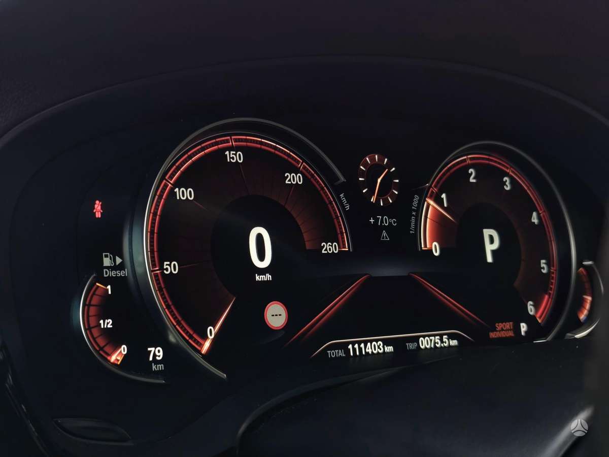 BMW 520, 2.0 l., Седан