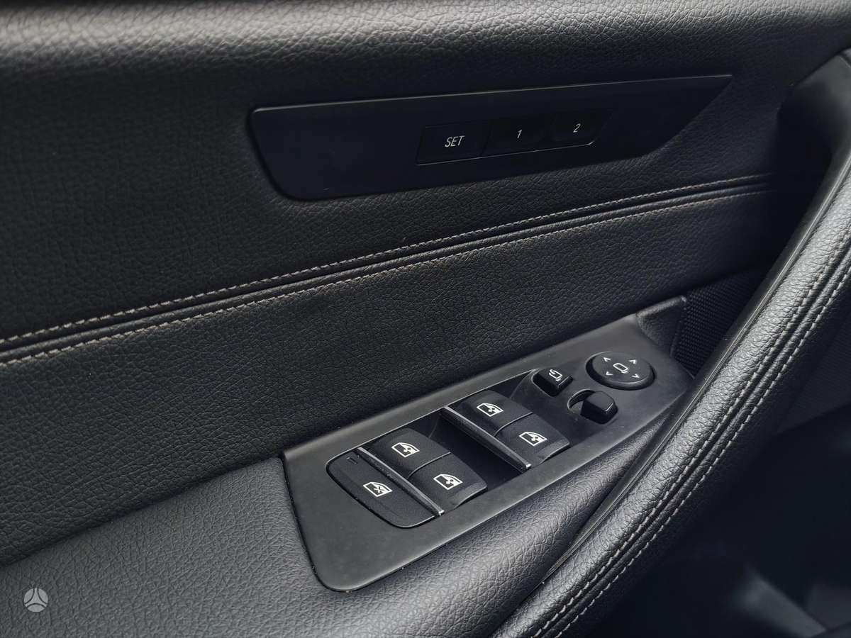 BMW 520, 2.0 l., Седан