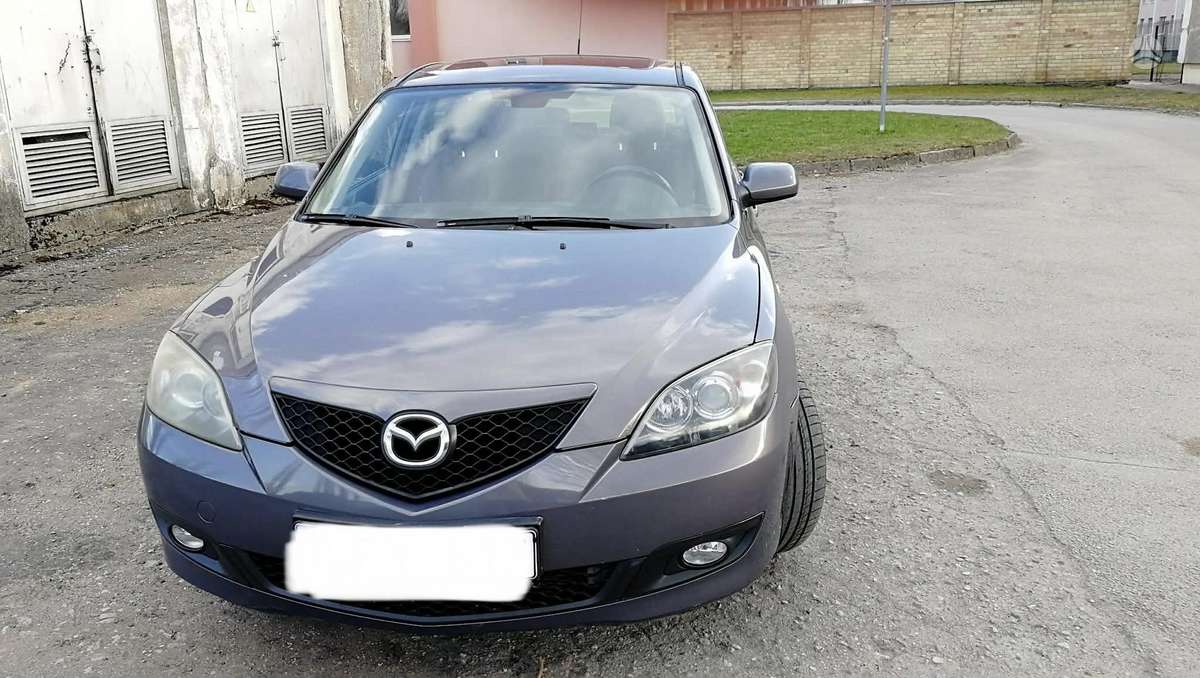 Mazda 3, 1.6 l., hatchback